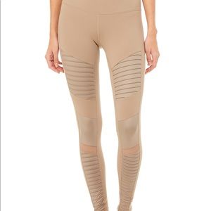 Alo Moto Legging